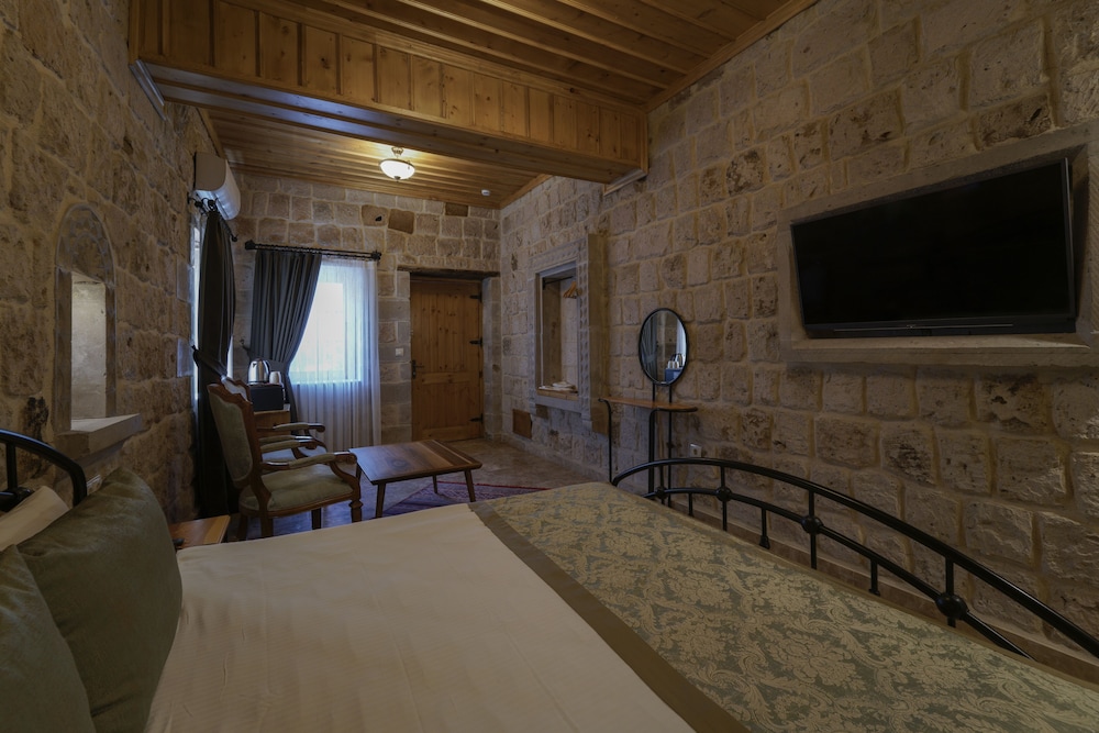 Stone Standard Double Room - Photo 11