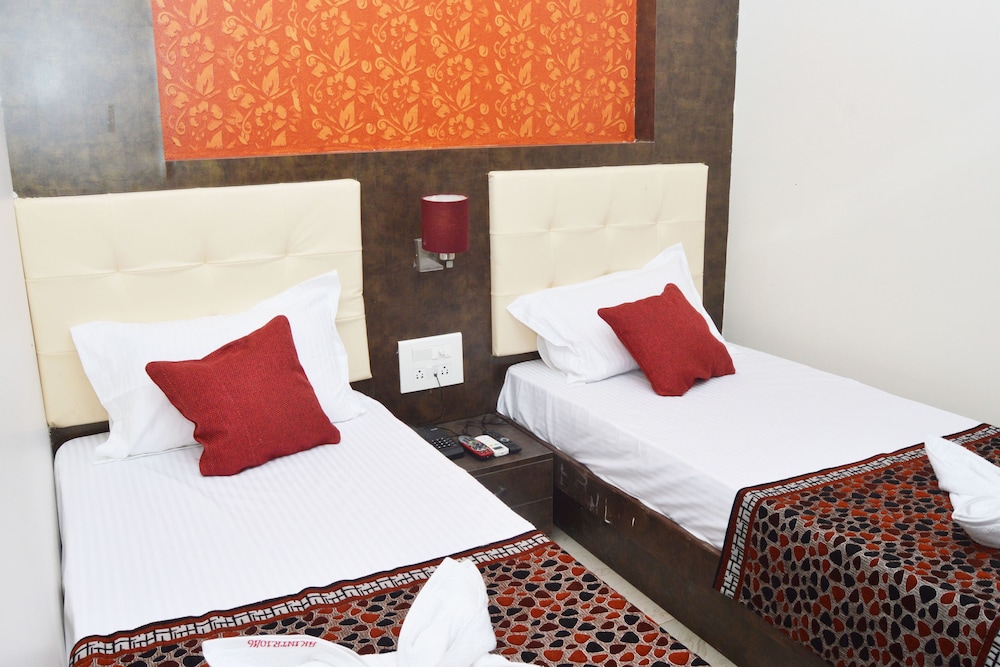 Deluxe Triple Room photo 2