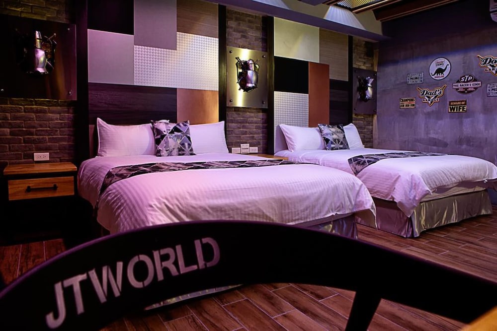 Superior Quadruple Room, 2 Double Beds photo 2