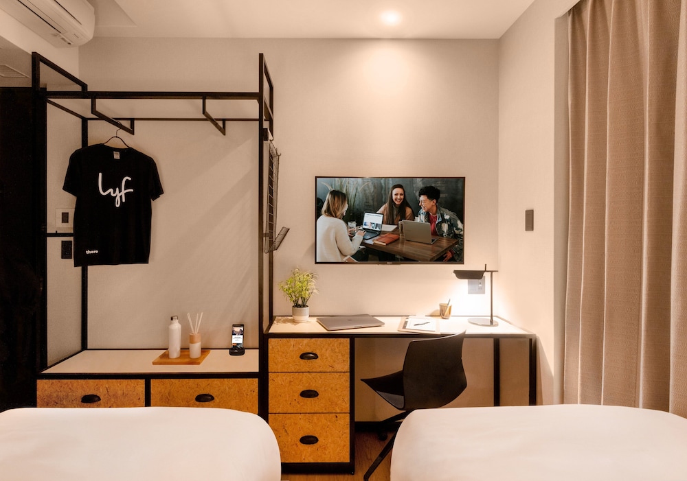 Studio, 2 Twin Beds, Corner (Side by Side Plus) - Photo 3