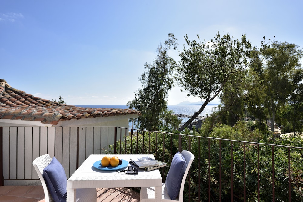 Superior Room, Sea View - Photo 2