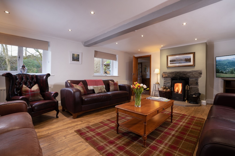 Riverside Cottage photo 1