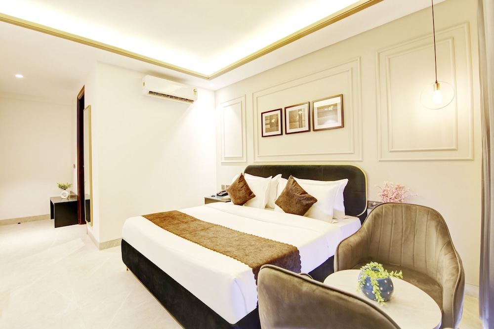 Standard Room, City View