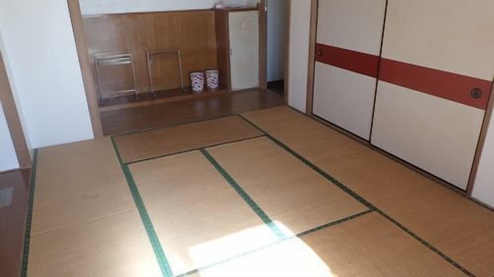 Japanese Style 6 Tatami-mats room photo 3