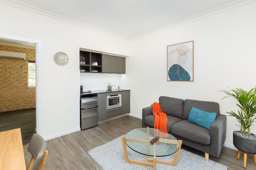 Executive Studio Suite, 1 King Bed