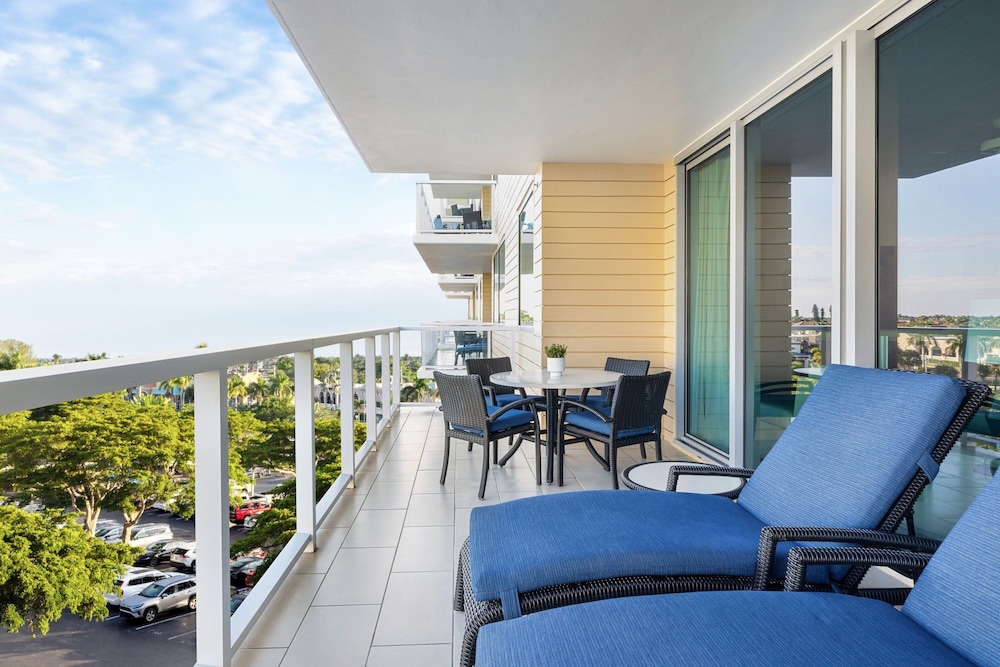 Villa, 2 Bedrooms, Balcony - Photo 9