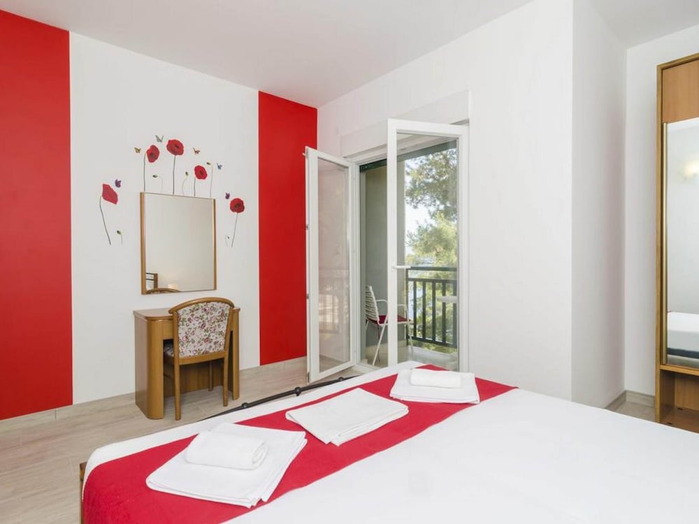 Apartment (One Bedroom Apartment with Balcony) photo 1