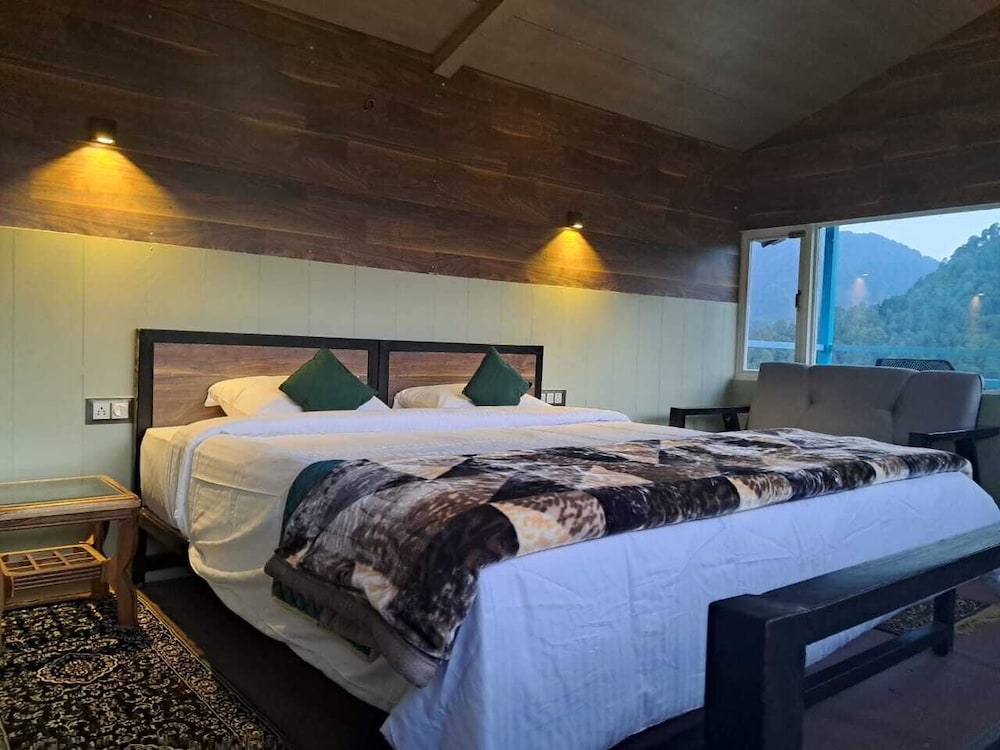 Deluxe Cottage