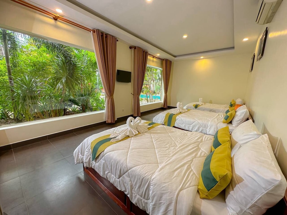 Family Triple Room, 3 Bedrooms, Pool Access, Garden Area photo 1