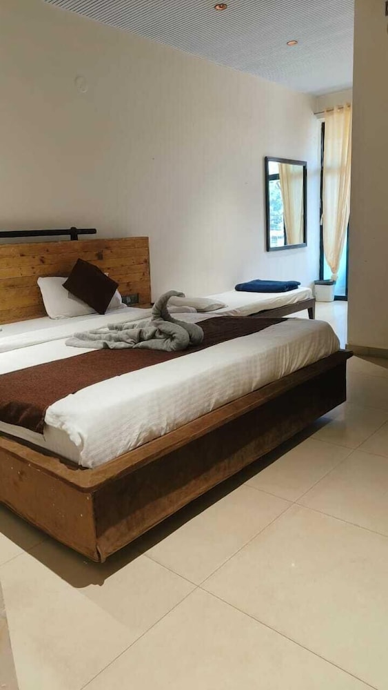 Family Room, 1 Bedroom