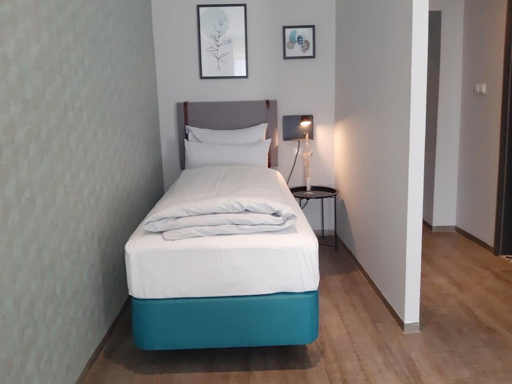 Economy Single Room