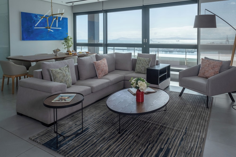 Apartment, 3 Bedrooms, Balcony, Marina View