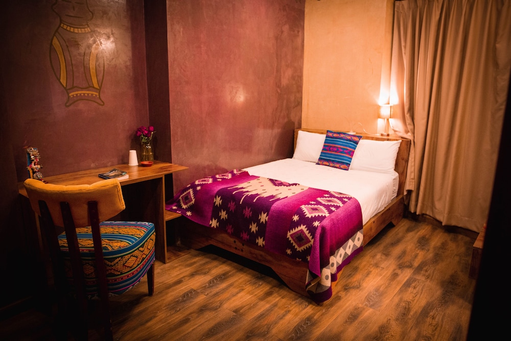 Standard Single Room, 1 Queen Bed, Non Smoking