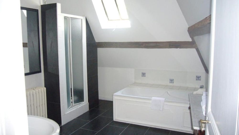 Pavillon Classic Room - Photo 6