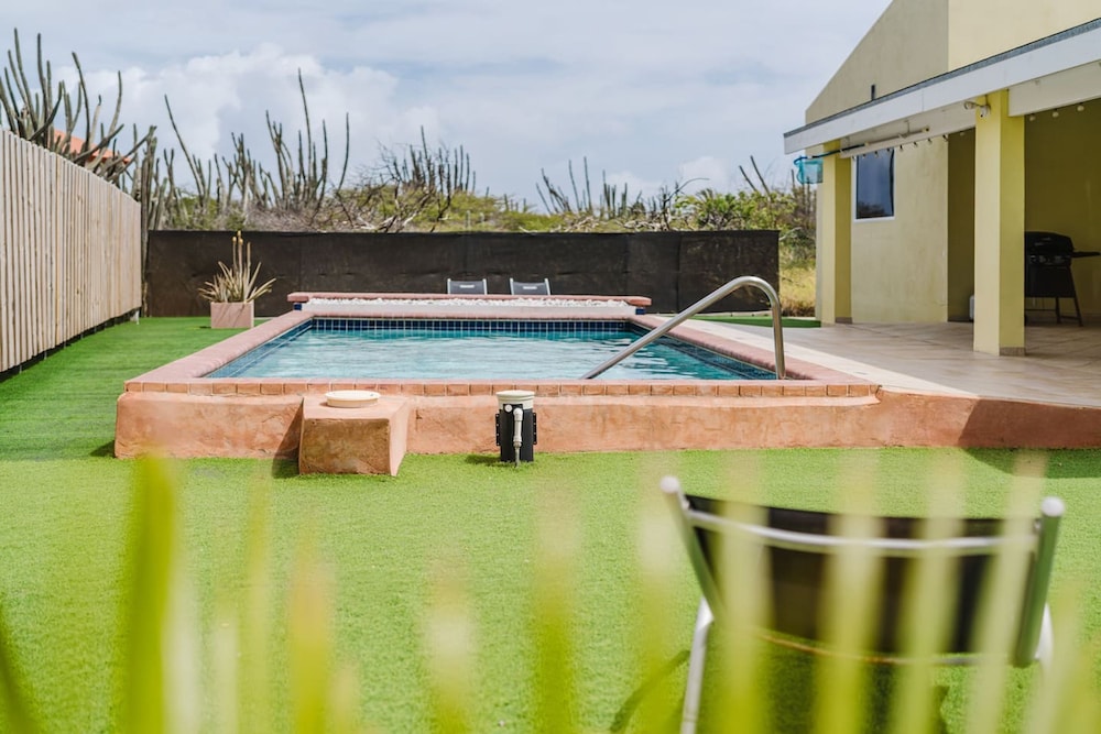 Villa photo 2