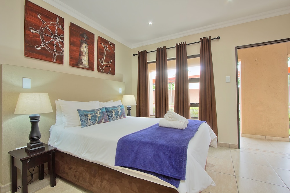Luxury Self-Catering photo 2
