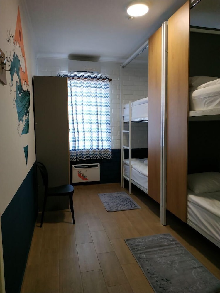 Bed in 4-Bed Male Dormitory Room photo 3