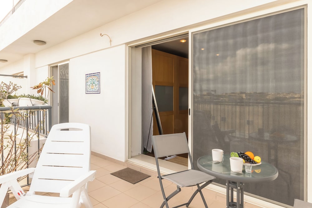Family Apartment, Multiple Bedrooms, 2 Bathrooms (Modern and comfortable apart Savoy)