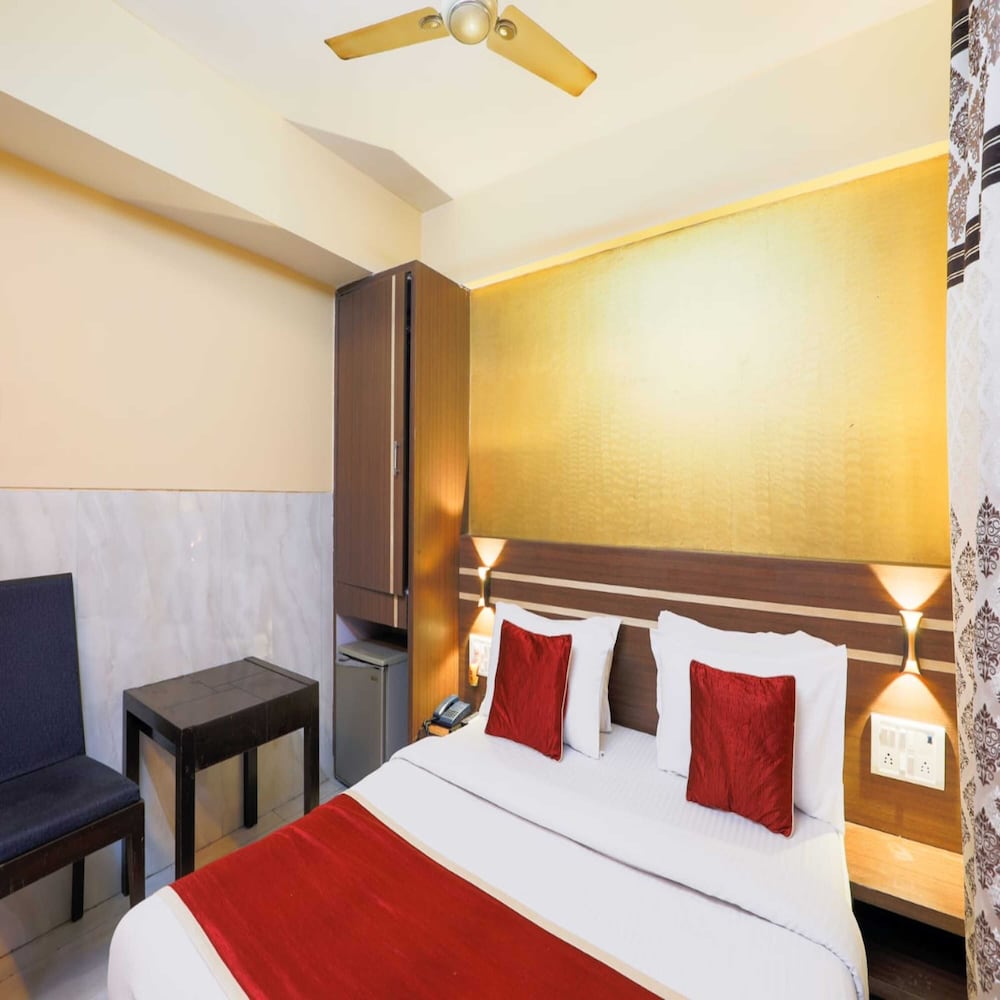 Deluxe Room - Photo 3