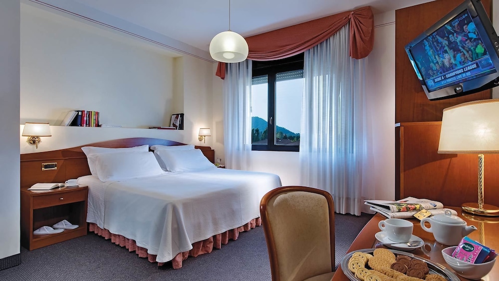 Classic Double or Twin Room photo 1