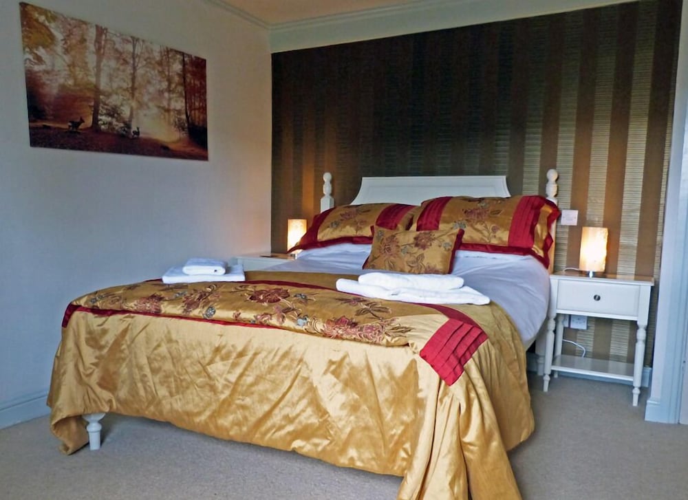 Premium Double Room, Ensuite, Mountain View photo 2
