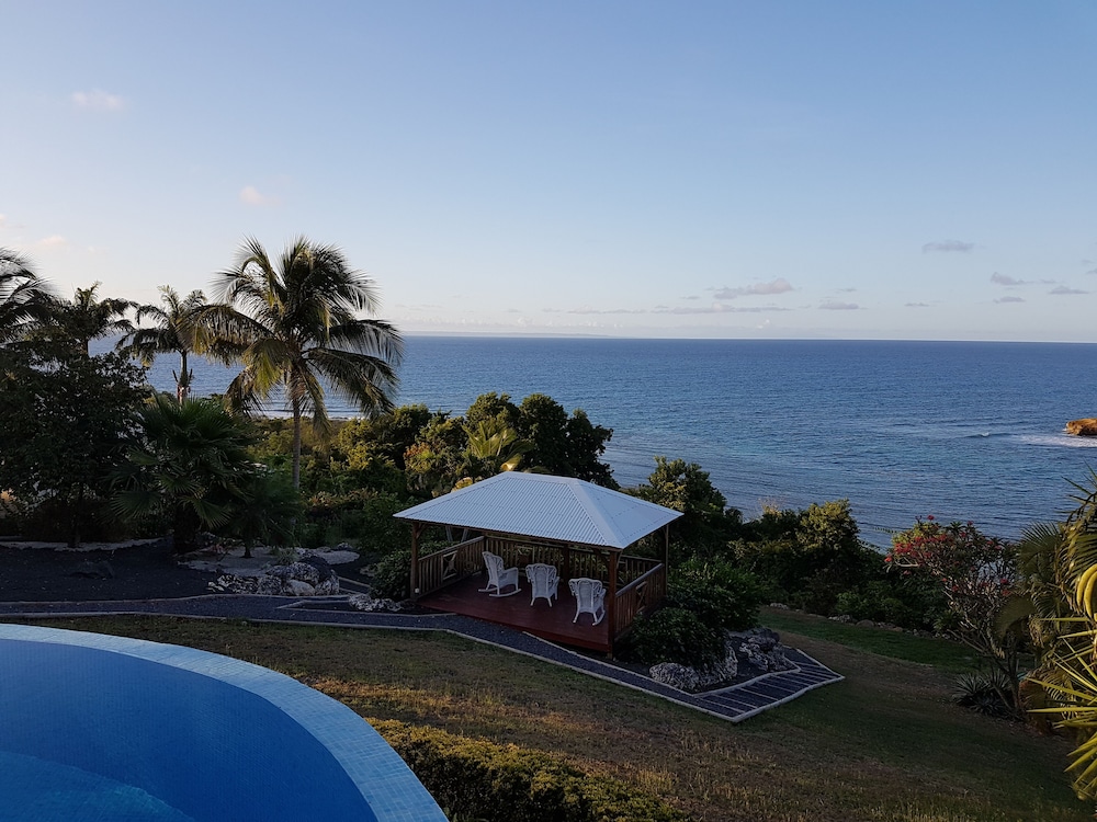 Comfort Double or Twin Room, Balcony, Ocean View photo 2