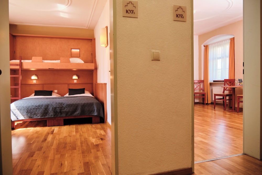 Standard Apartment, 2 Bedrooms photo 2
