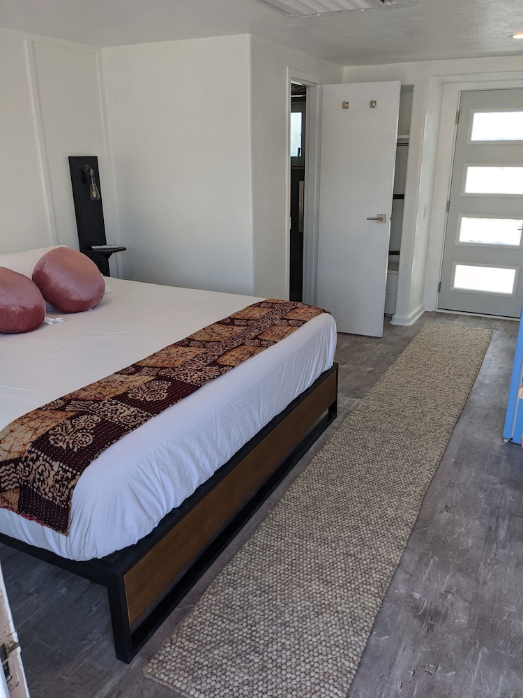 Comfort Room, Mountain View, Mountainside photo 3
