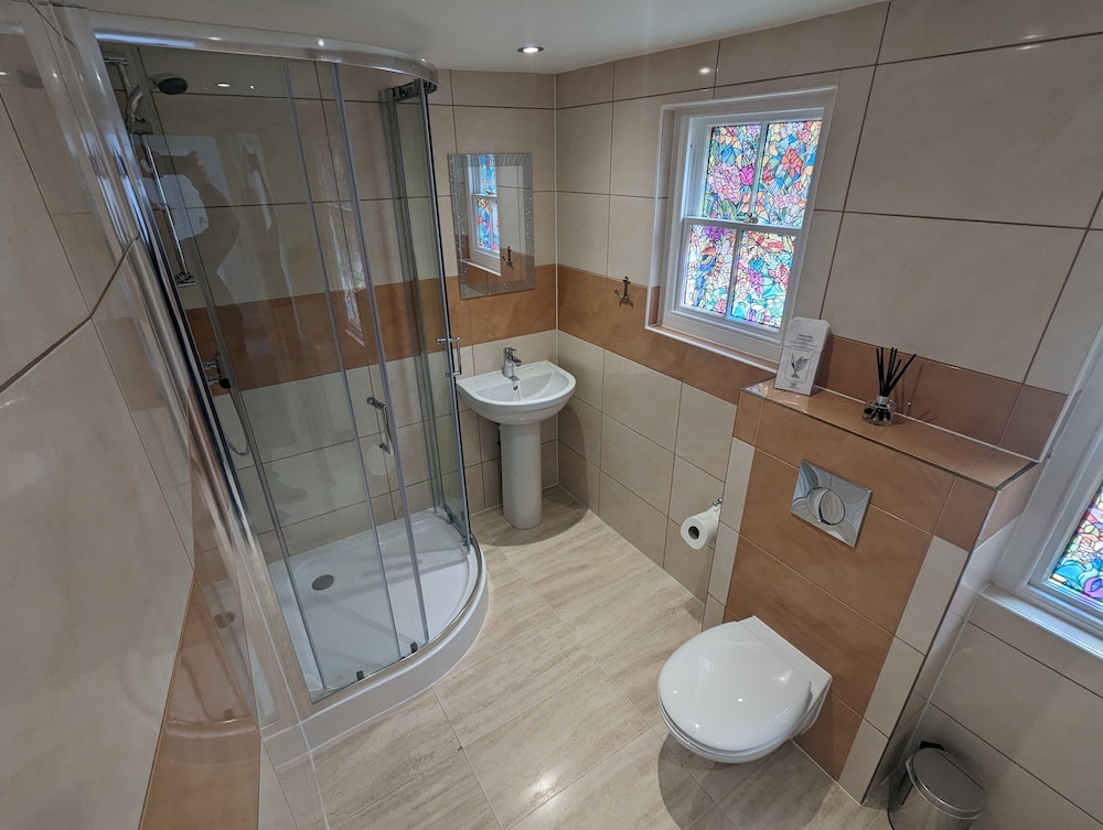 Double Room - Photo 6