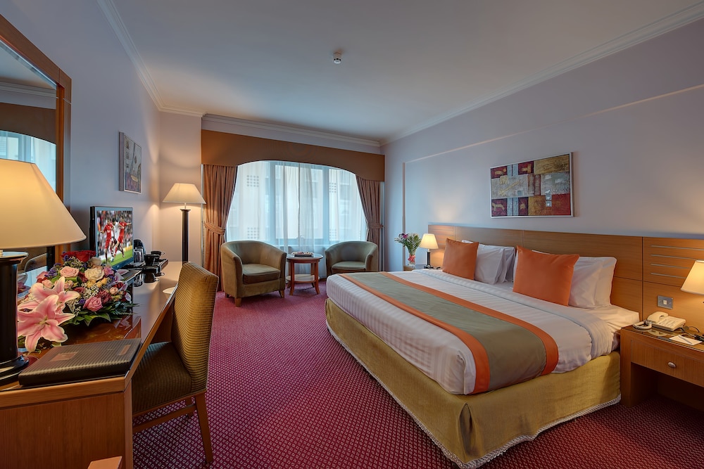 Deluxe Double Room, 1 King Bed, Bathtub photo 1