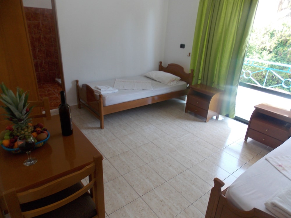 Twin Room, Mountain View