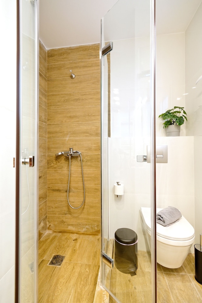 Deluxe Apartment, 3 Bedrooms, Non Smoking, 2 Bathrooms photo 2