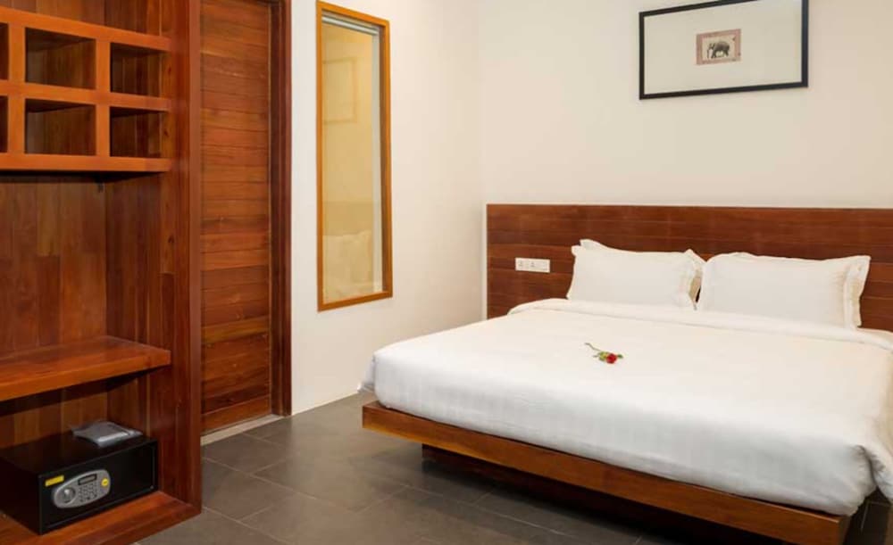 Executive Suite Riverfront
