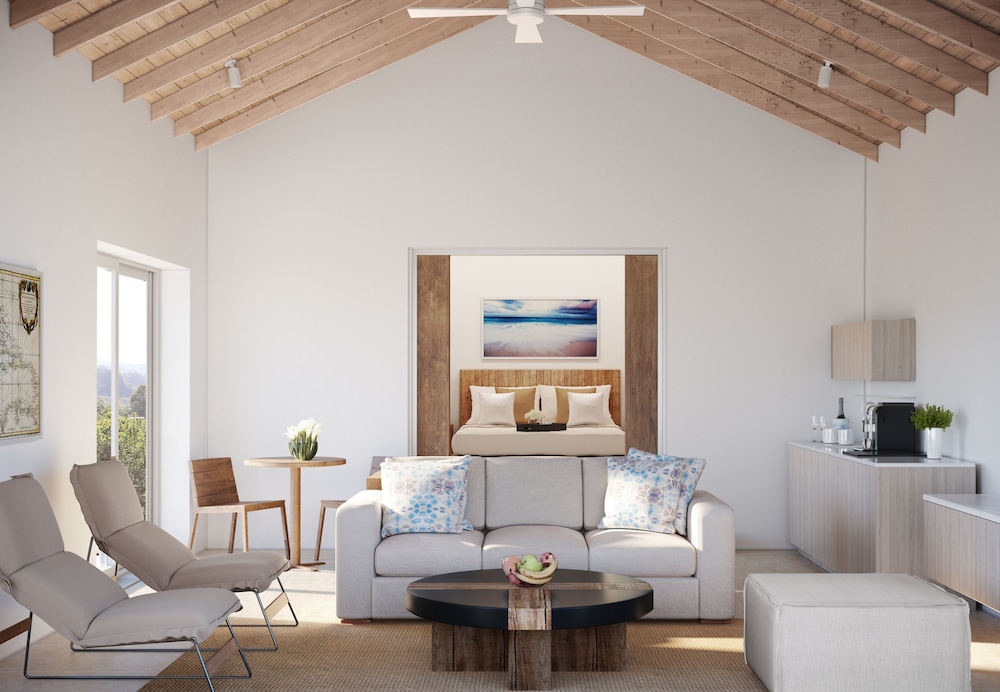 One Bedroom Beachfront Villa