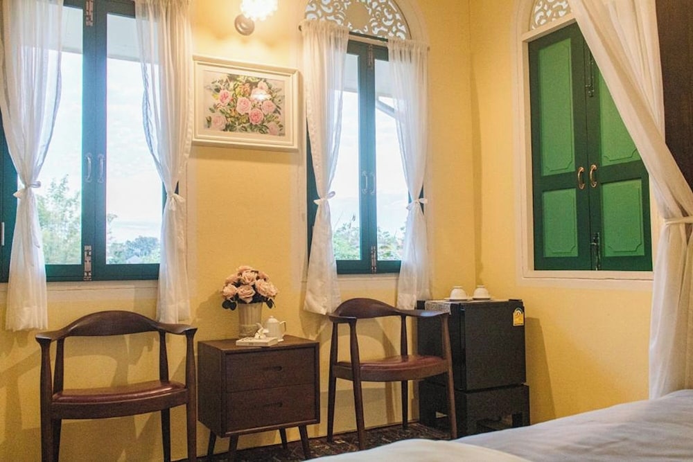 Classic Twin Room - Photo 3