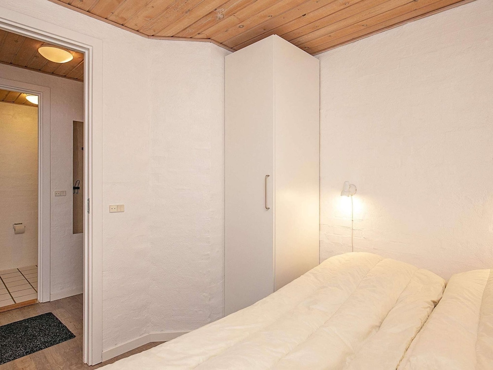 Elite House, Multiple Bedrooms