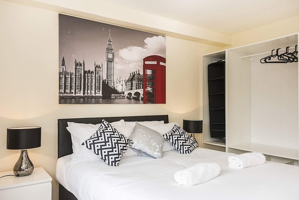 Deluxe Apartment, Multiple Beds, Non Smoking photo 3