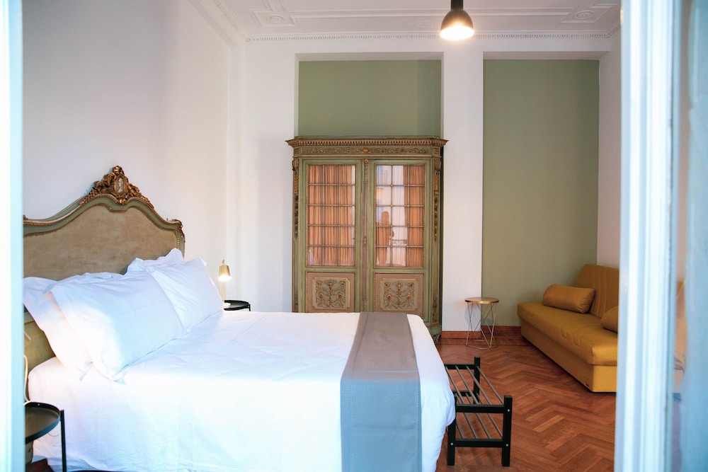 Junior Apartment