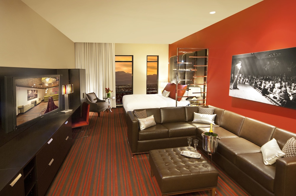 Junior Suite, 1 Bedroom - Photo 4