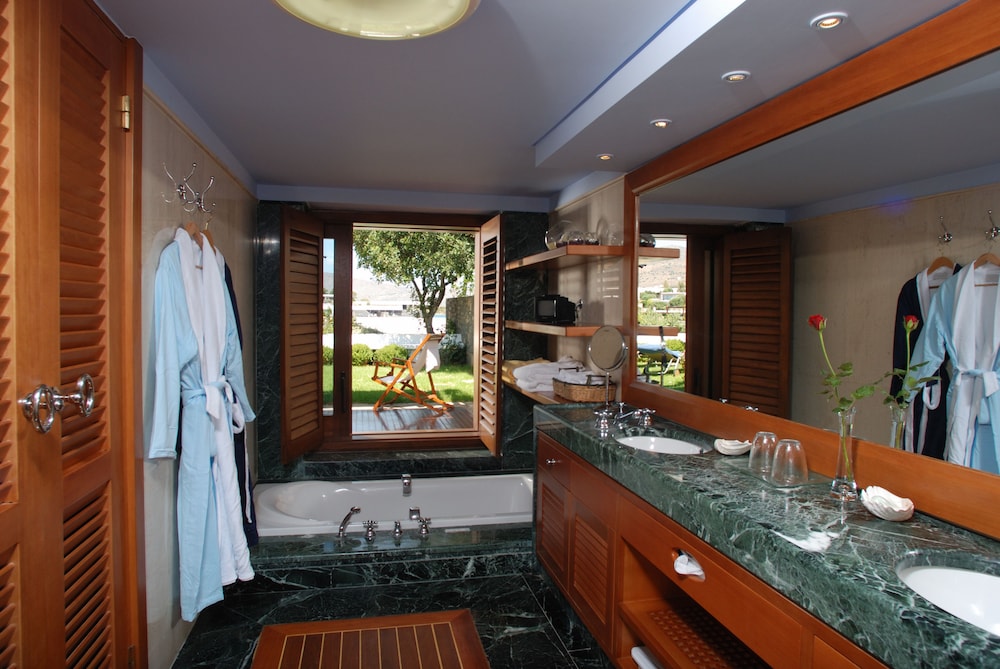 Classic Bungalow, Sea View - Photo 2