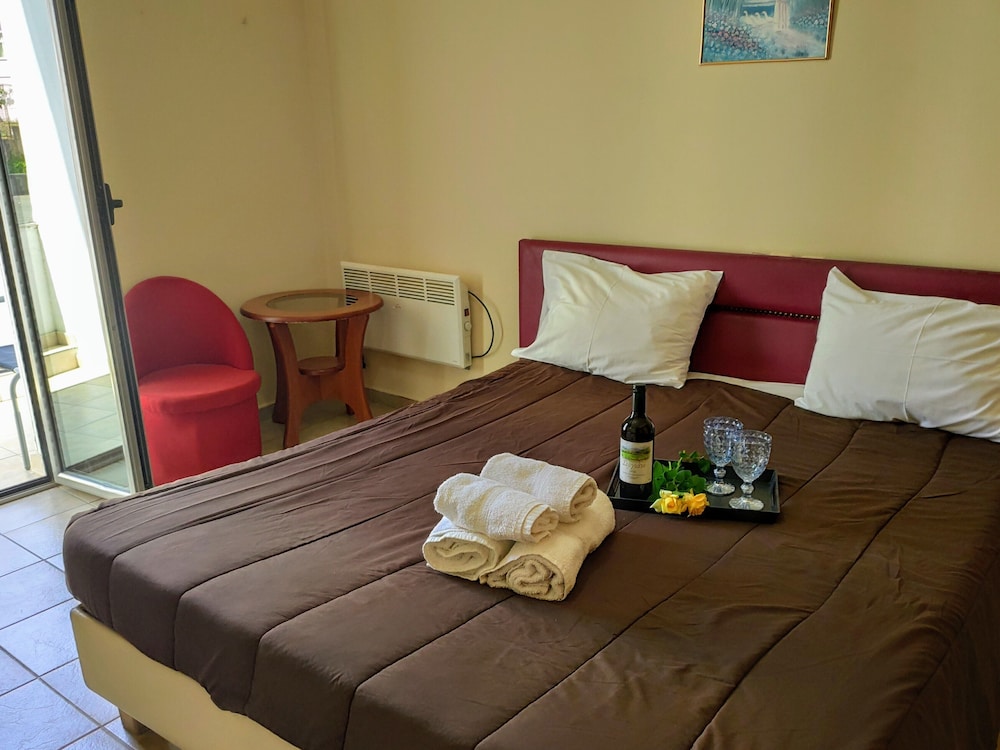 Standard Double Room, 1 Bedroom (Meteora View) photo 1