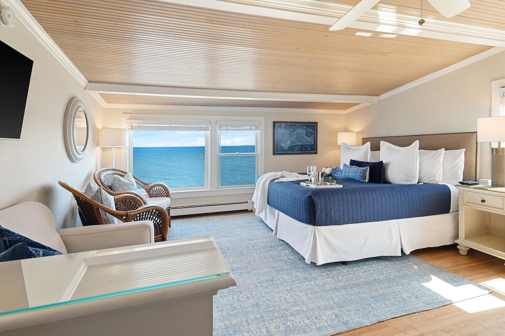 Panoramic Double Room, 1 King Bed, Ocean View, Oceanfront photo 1