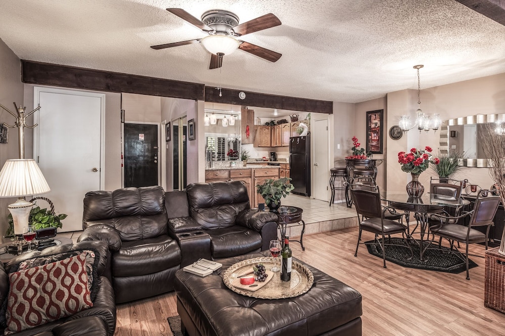 Condo, Multiple Beds, Hot Tub (#B2 - No Pets) photo 3
