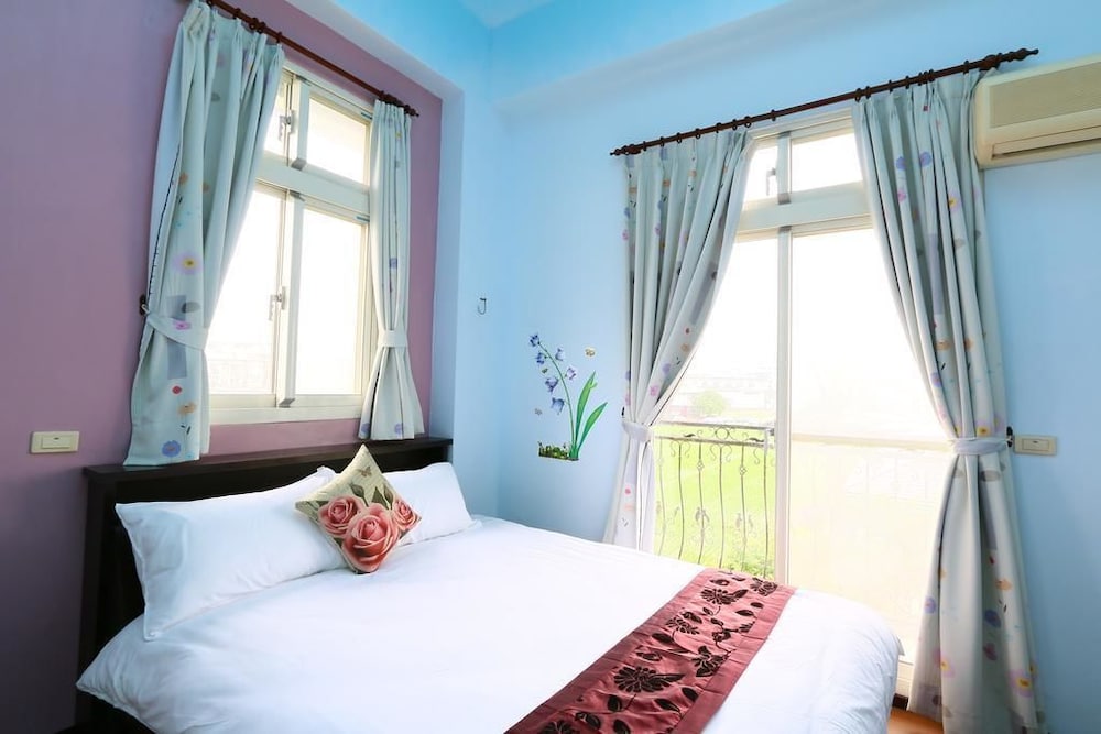 Quadruple Room, Mountain View photo 1