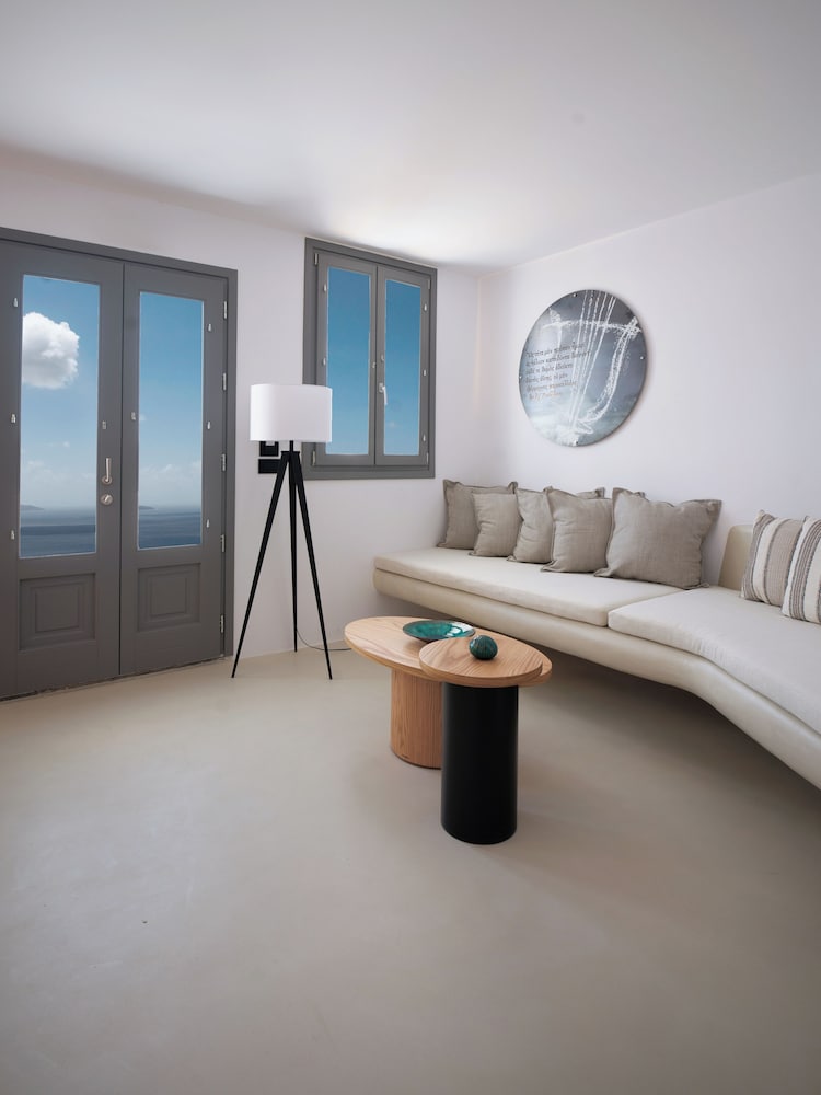 The Musician's Suite with Hot Tub & Caldera View - Photo 9