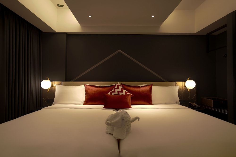 Deluxe Room, Twin Beds, Non Smoking - Photo 1