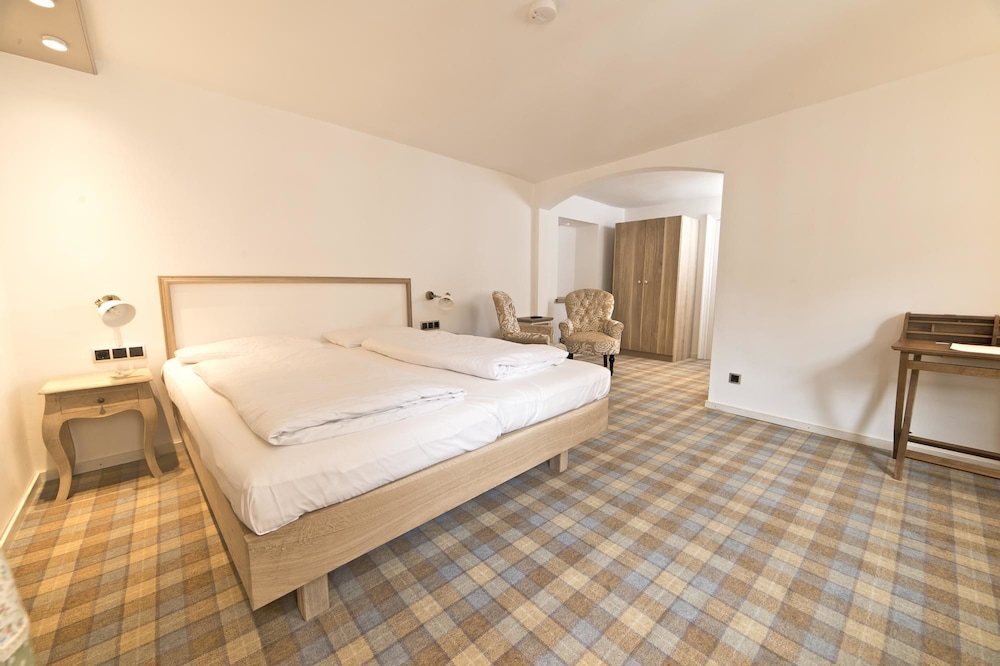 Double Room - Photo 3