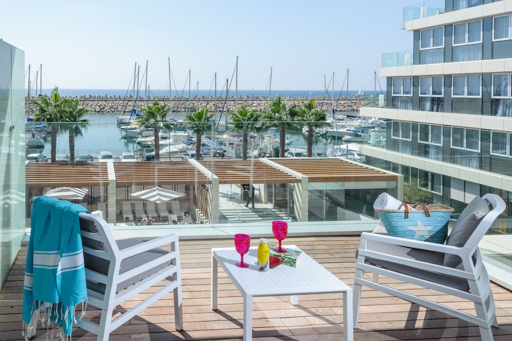 Executive Room, Balcony, Pool View