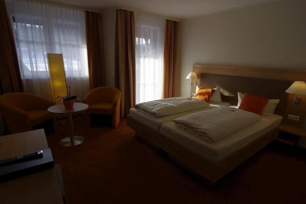 Double Room, Balcony (or terrace) photo 3