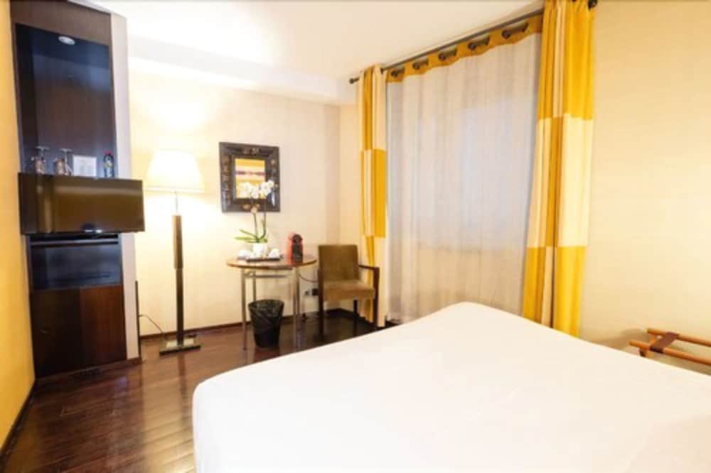 Standard Room photo 3